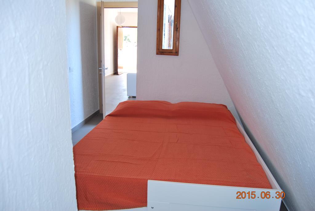 Apartamento Baia Degli Dei Giardini-Naxos Habitación foto